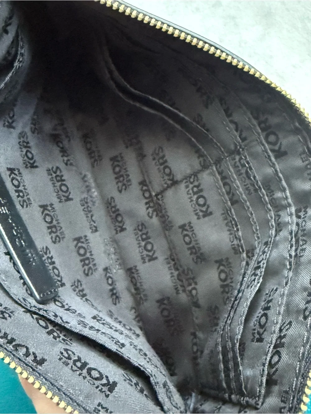 Coach tote signature